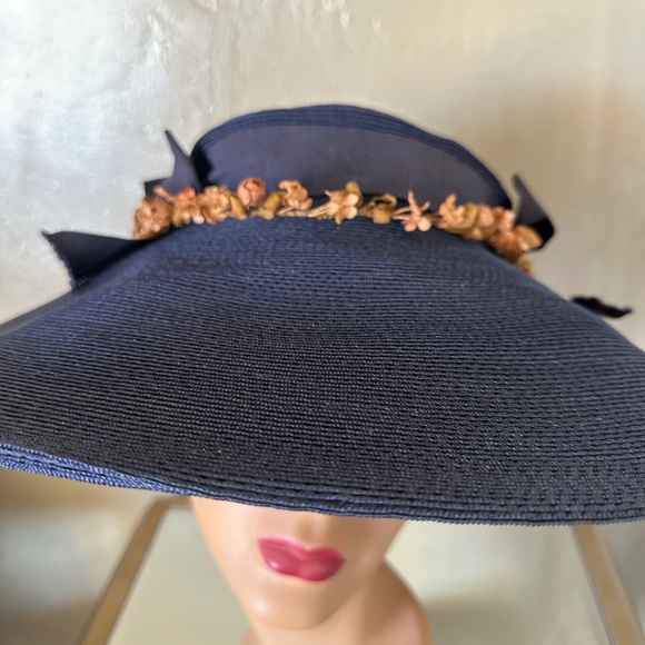HEAVENLY 1950s\' NAVY WIDE BRIM HAT + BOWS & TAN FABRIC FLOWERS main image 7